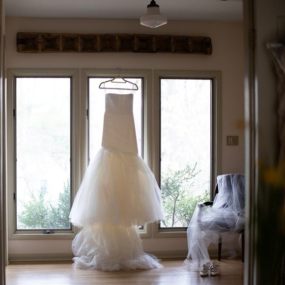 VERAWANG／Pavlova／US4 Vera Wang Pavlova Gown + Today's Bride Magazine Cover